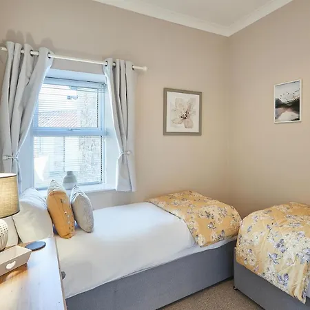 Host & - Rose * Aldbrough St John